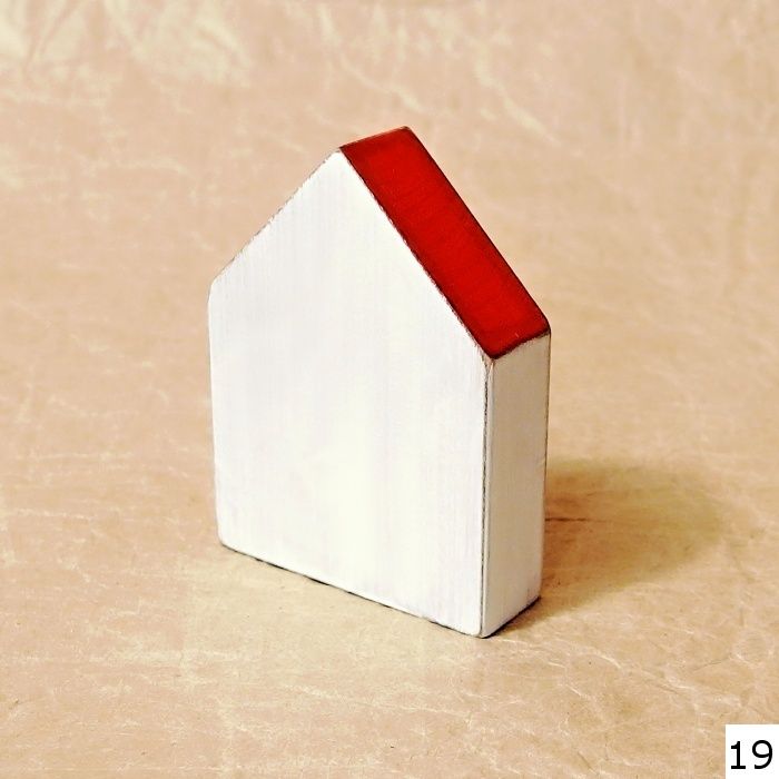 dekorace dřevěný domeček bílý