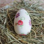 velikonoční dekorace vajíčka kytičkovaná