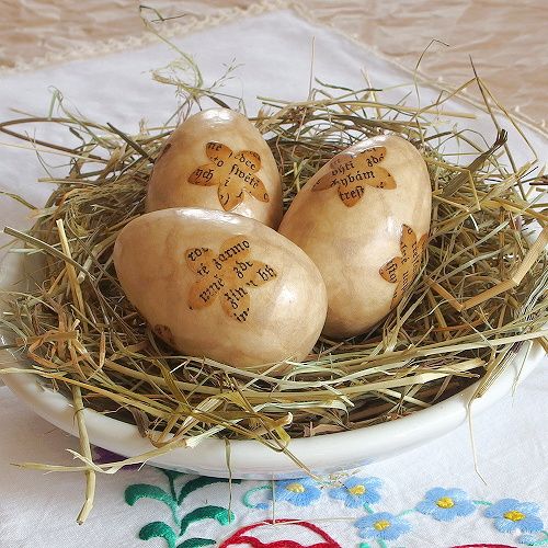 velikonoční dekorace vajíčka vintage styl