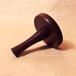držák na provázek a nůžky